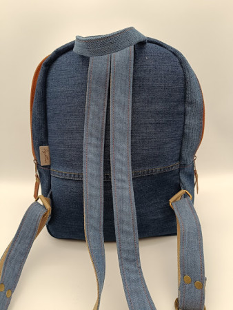 Popruhy mají nastavitelnou délku